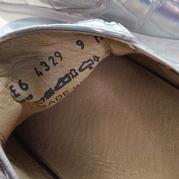 Cool Holographic Croc Embossed Slip On Shoes EUC ๐ - Picture 12 of 16